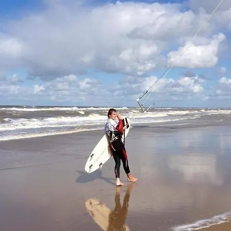 Fuer 4 Personen Ca 70 M In Aan Zee, Holland Suedholland * Noordwijk