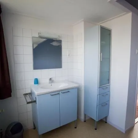 Fuer 4 Personen Ca 70 M In Aan Zee, Holland Suedholland